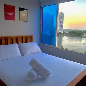 Pyensa Apartahotel